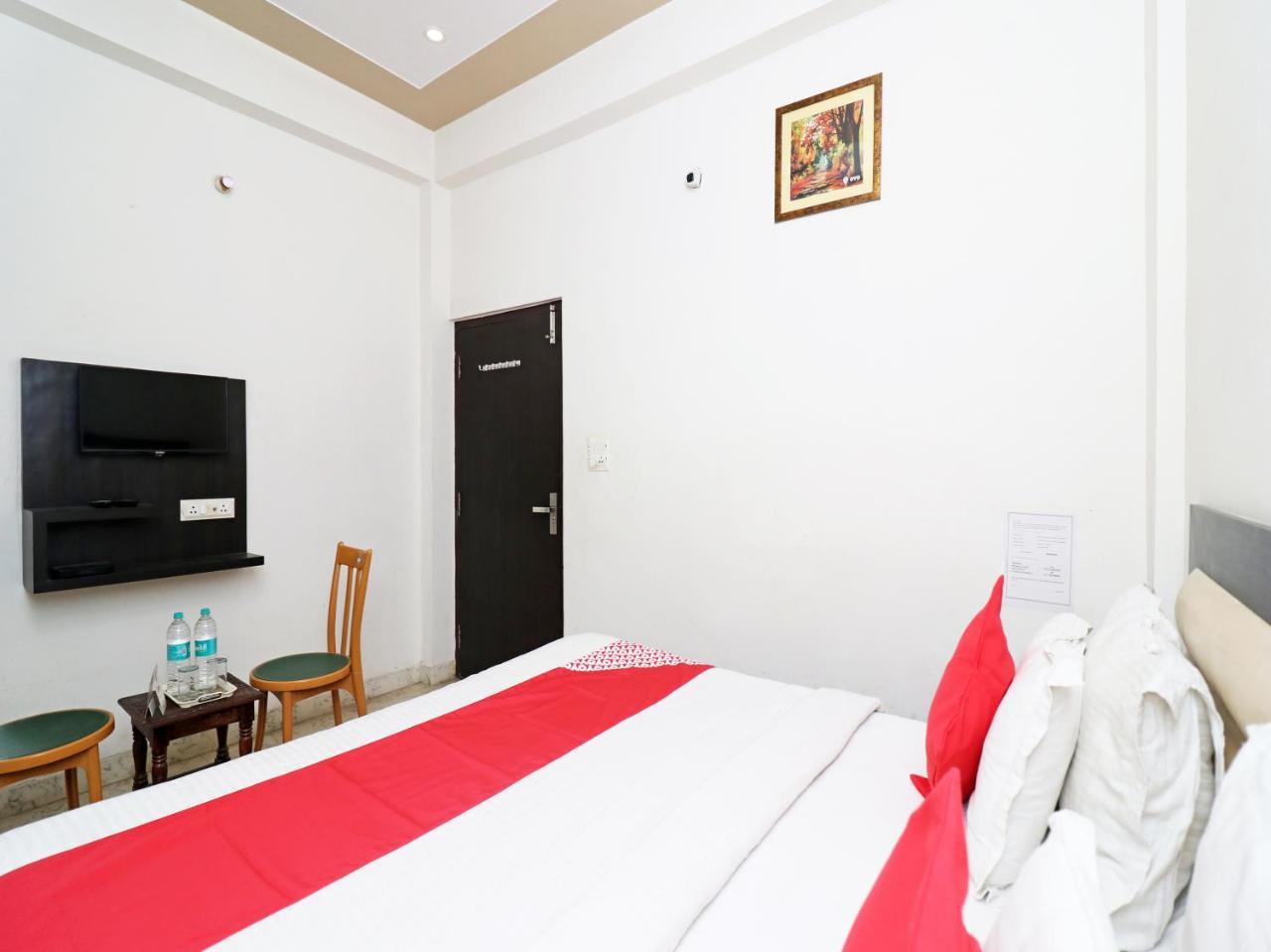 Aaradhya Residency Hotel Agra  Exterior foto