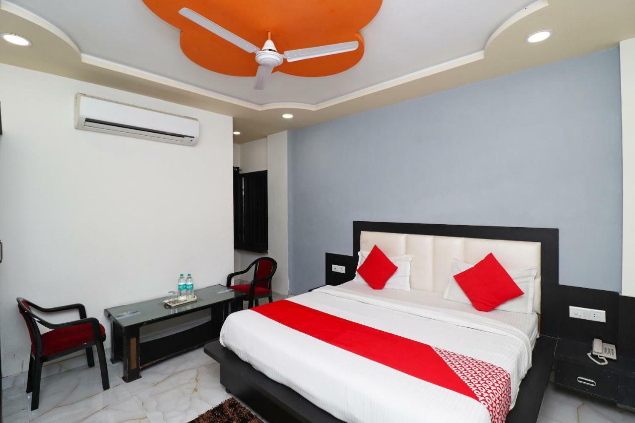 Aaradhya Residency Hotel Agra  Exterior foto